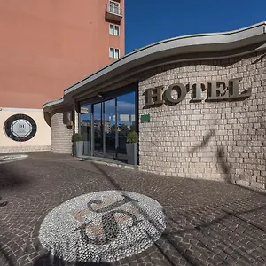 Ih Milano St. John Otel